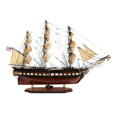 Drewniany model żaglowca USS Constitution 100 cm – ekskluzywna replika fregaty „Old Ironsides”